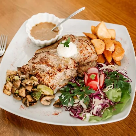 Restoran Sa Prenocistem Gornjak